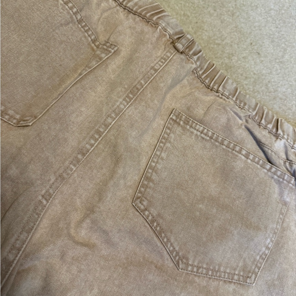 white birch Wide-Leg Jeans in Taupe - Picture 6 of 8